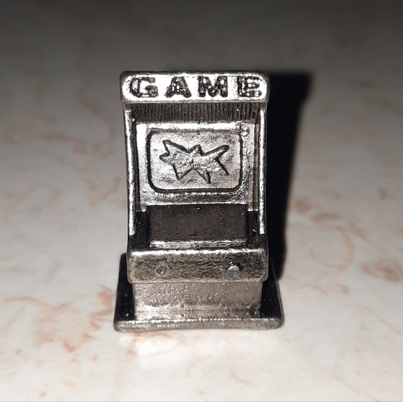 I Love The 80s VH1 Game Replacement Piece - Picture 1 of 4